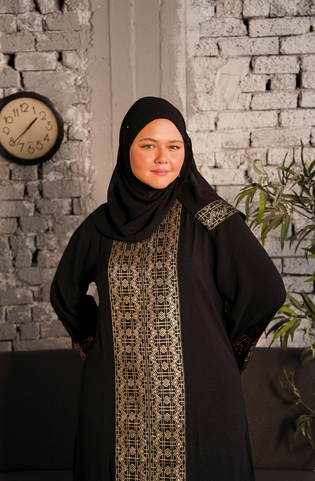 Mira Abaya