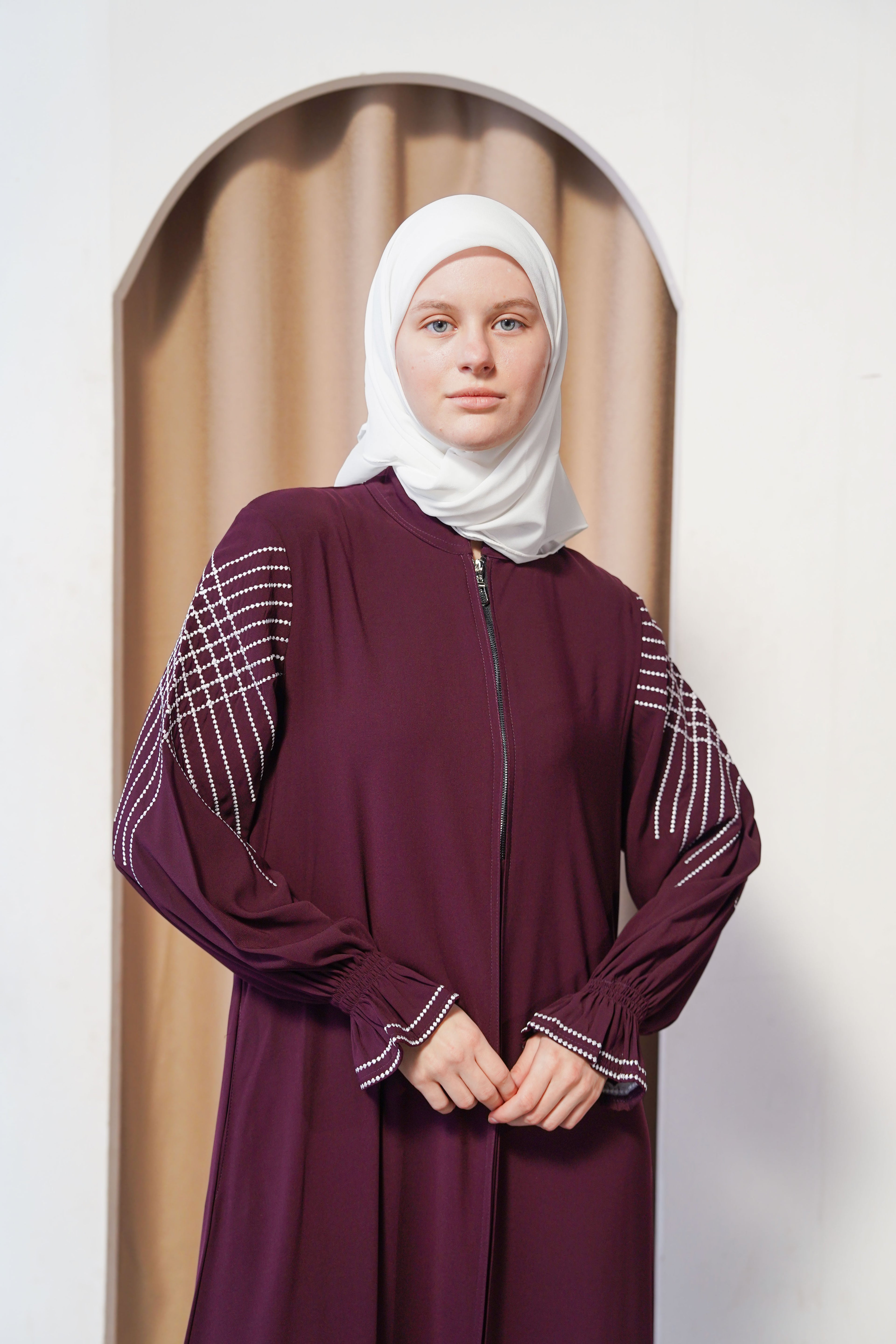 Talla Abaya