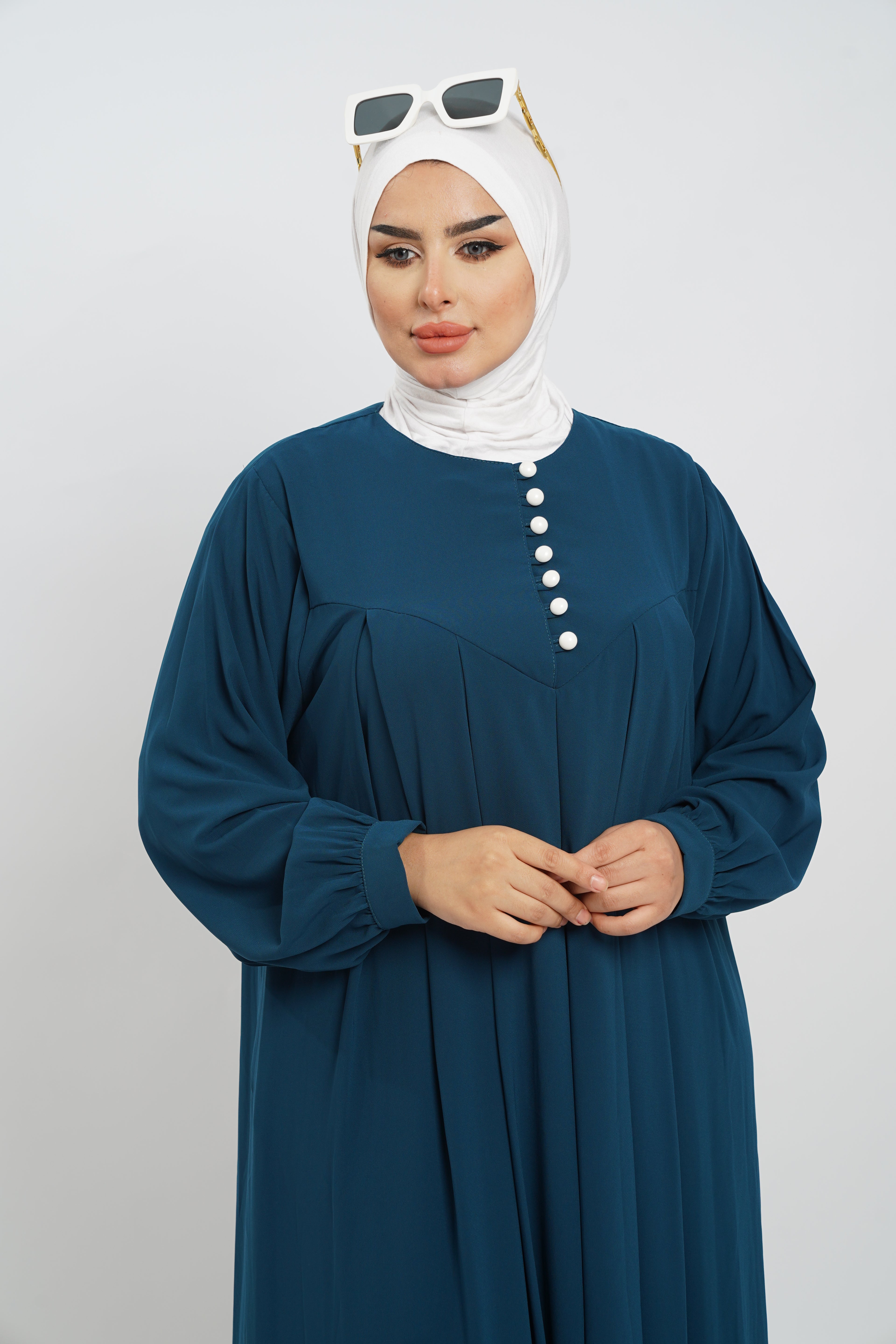 Retag Abaya