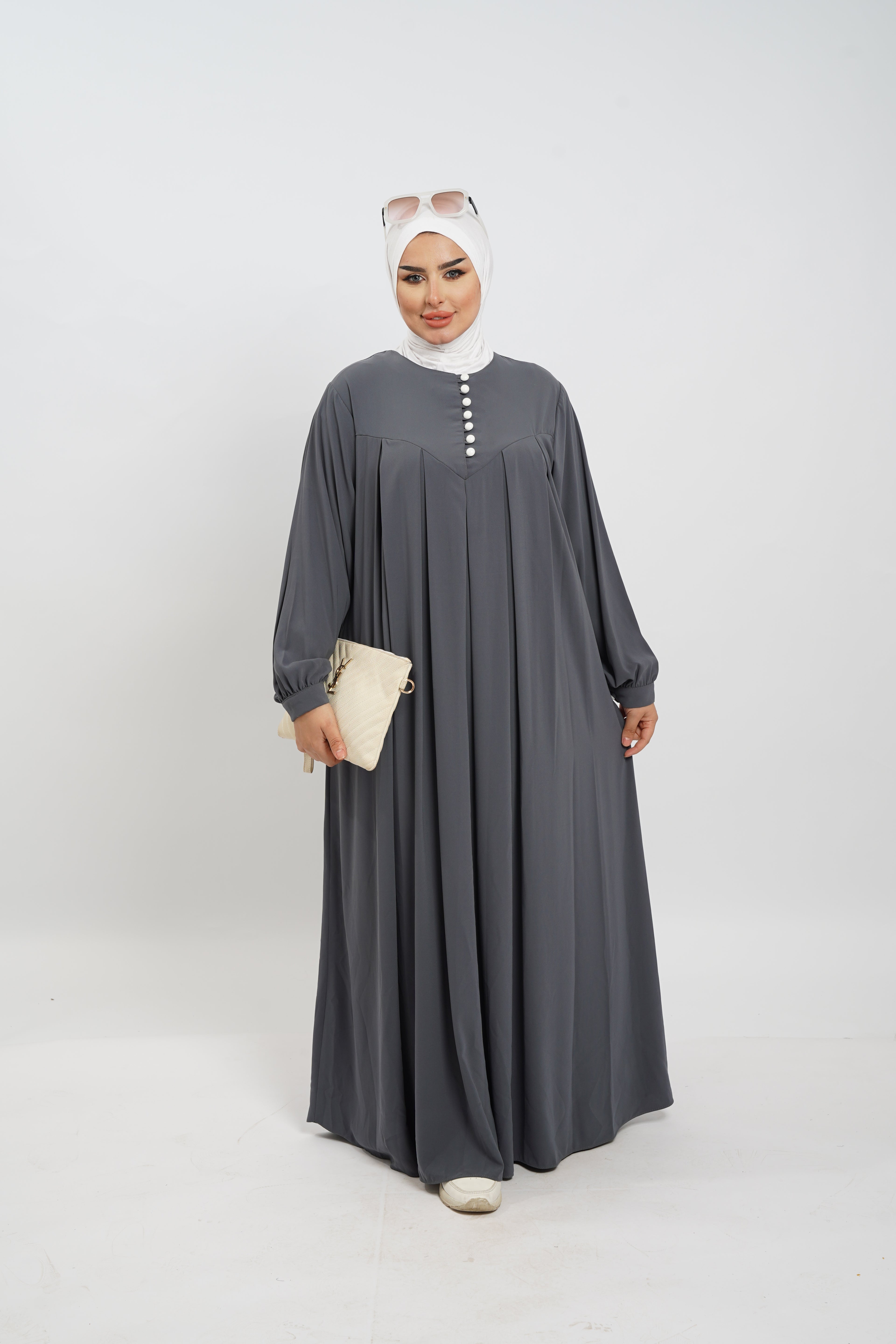 Retag Abaya