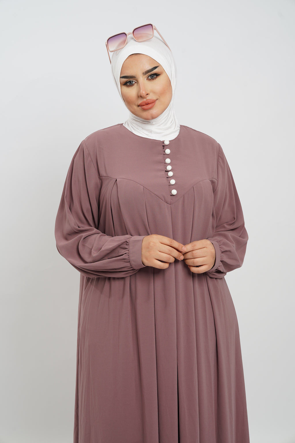 Retag Abaya