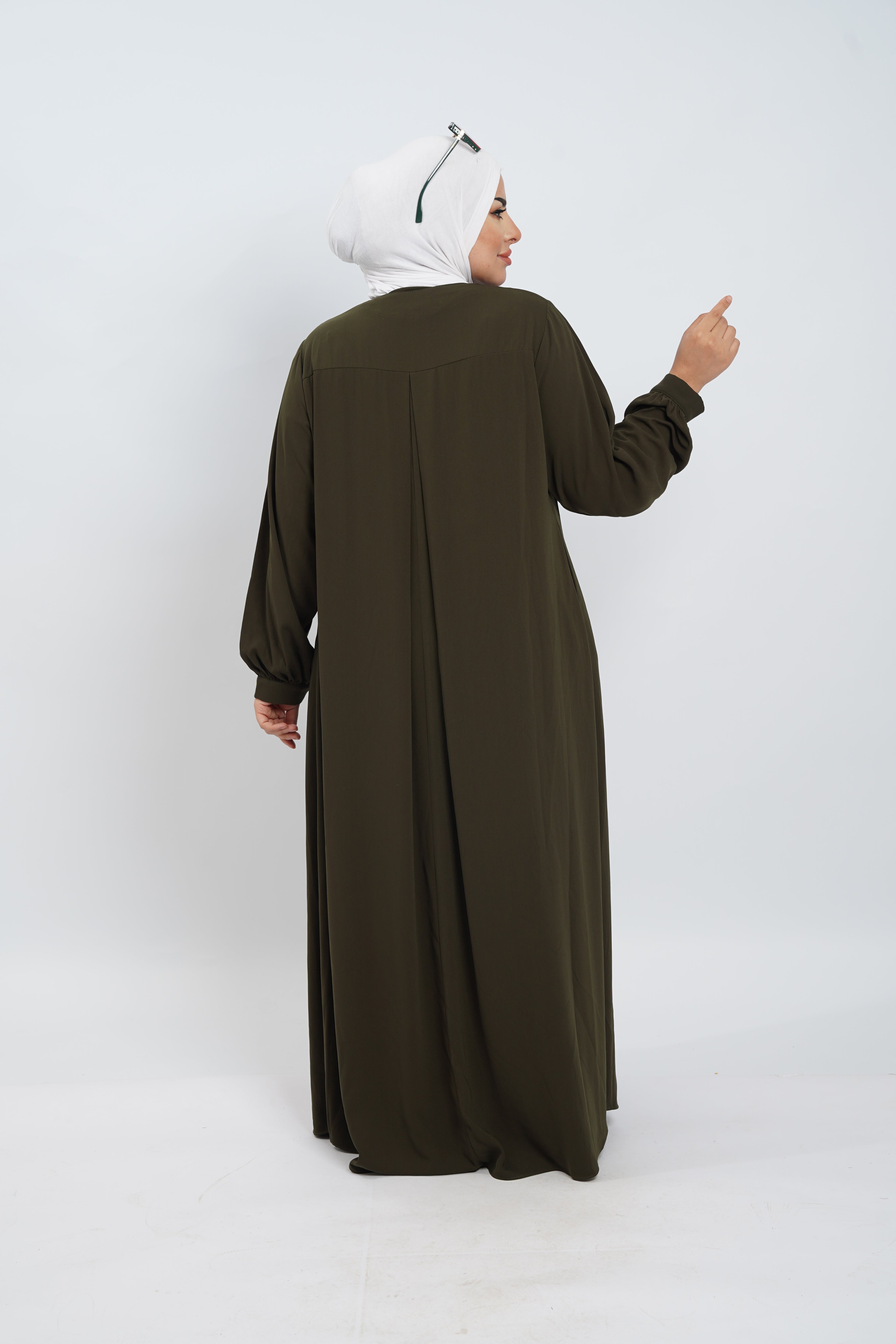 Retag Abaya