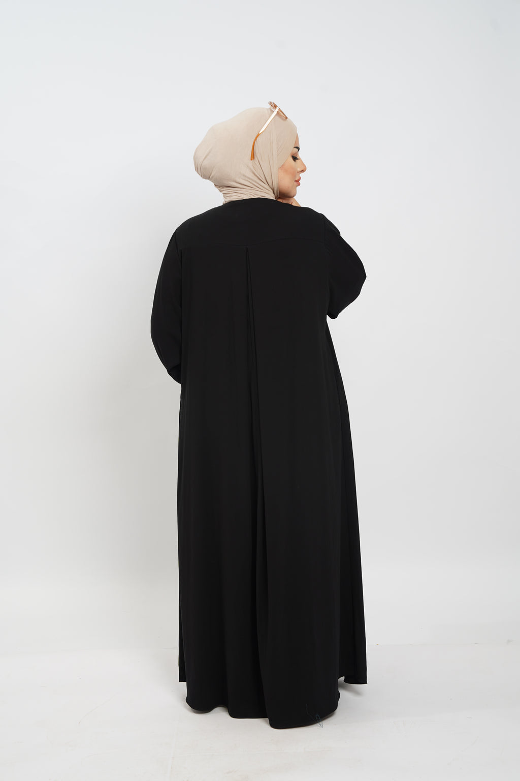 Retag Abaya