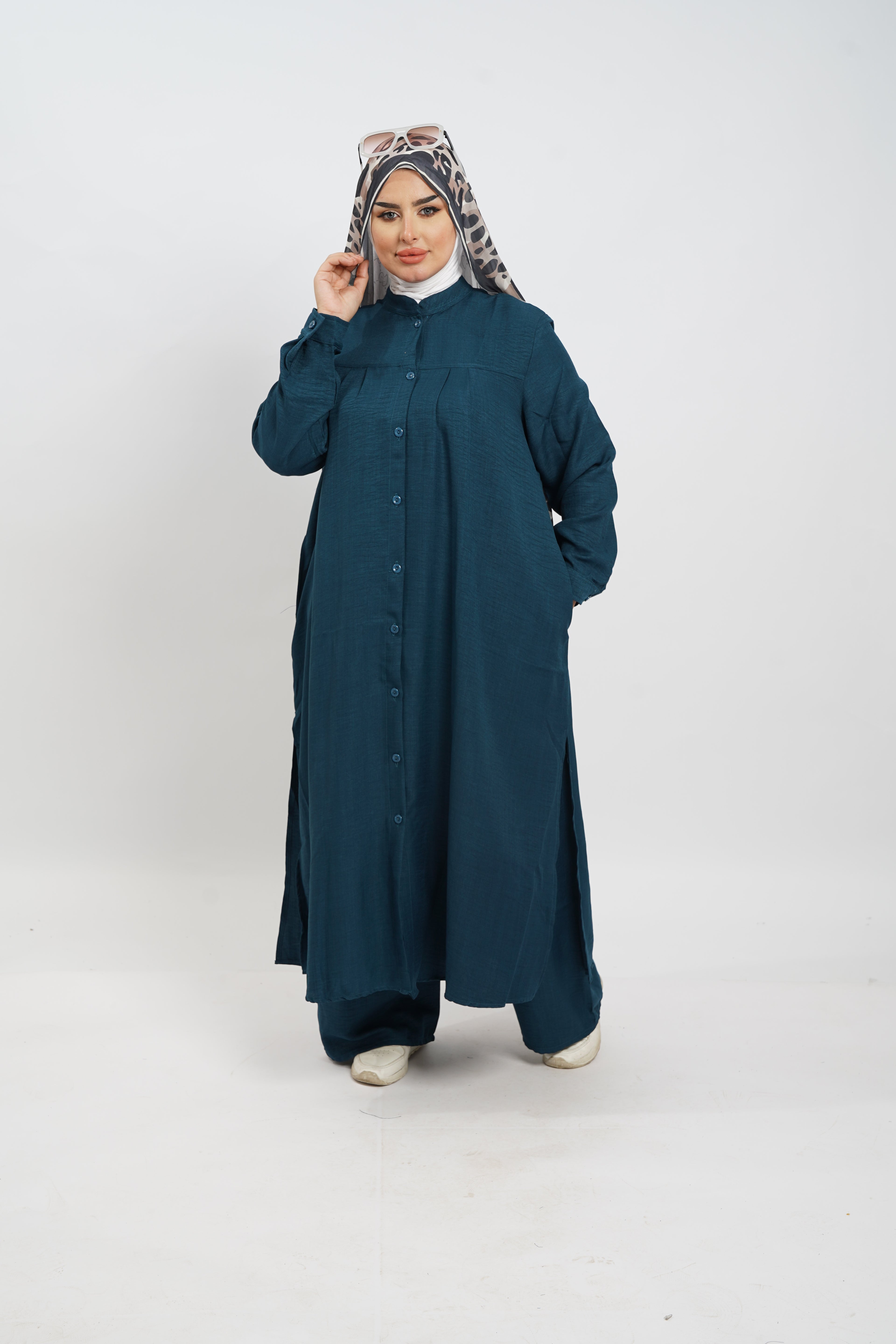 Ashraqat Suit