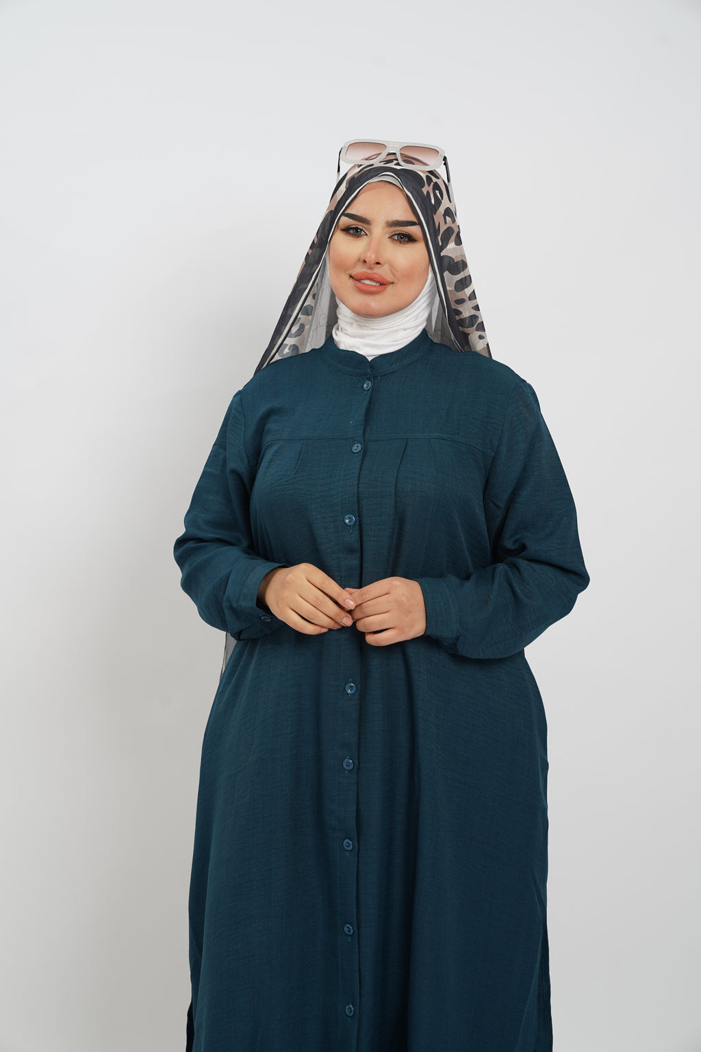 Ashraqat Suit