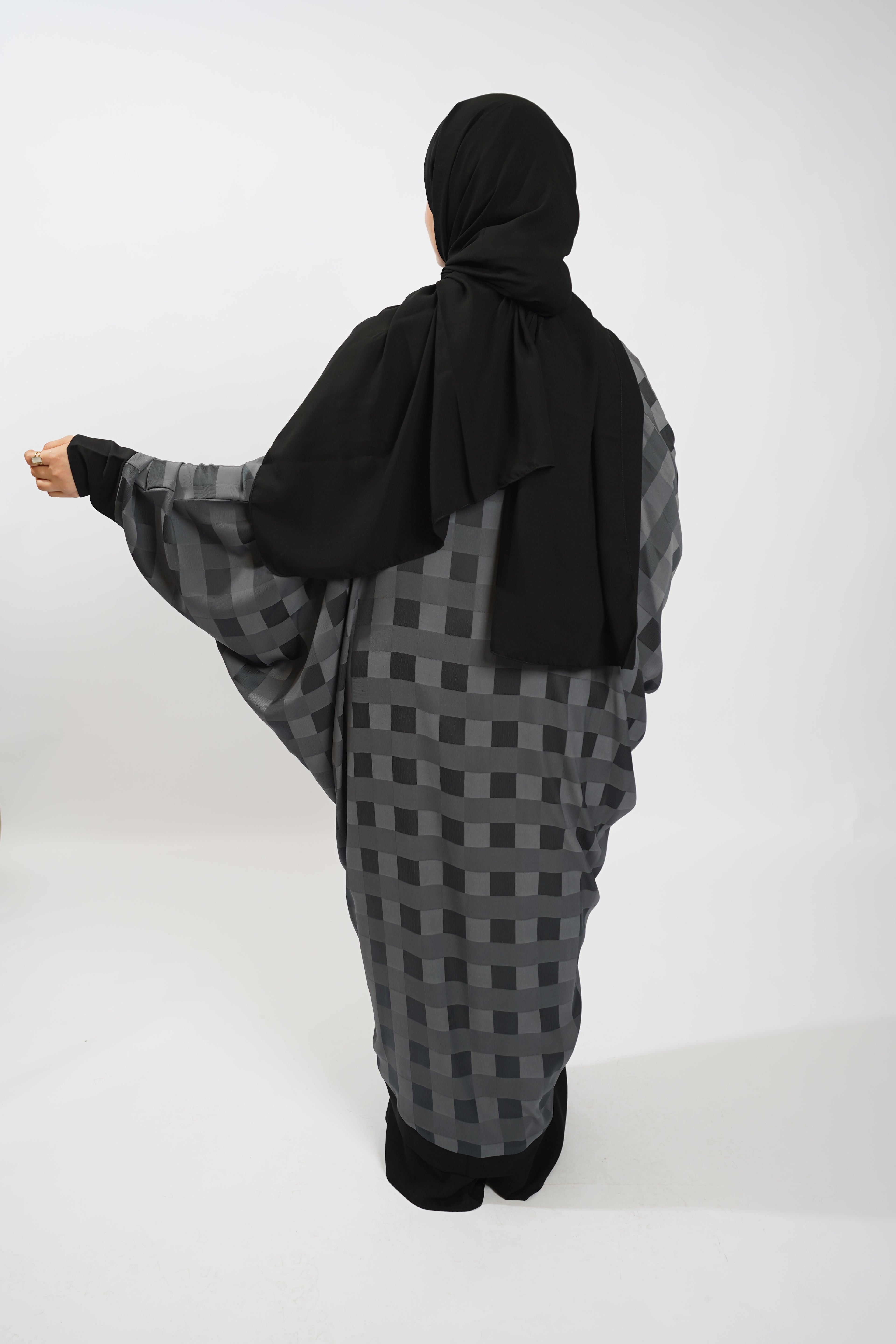 Taliya Abaya