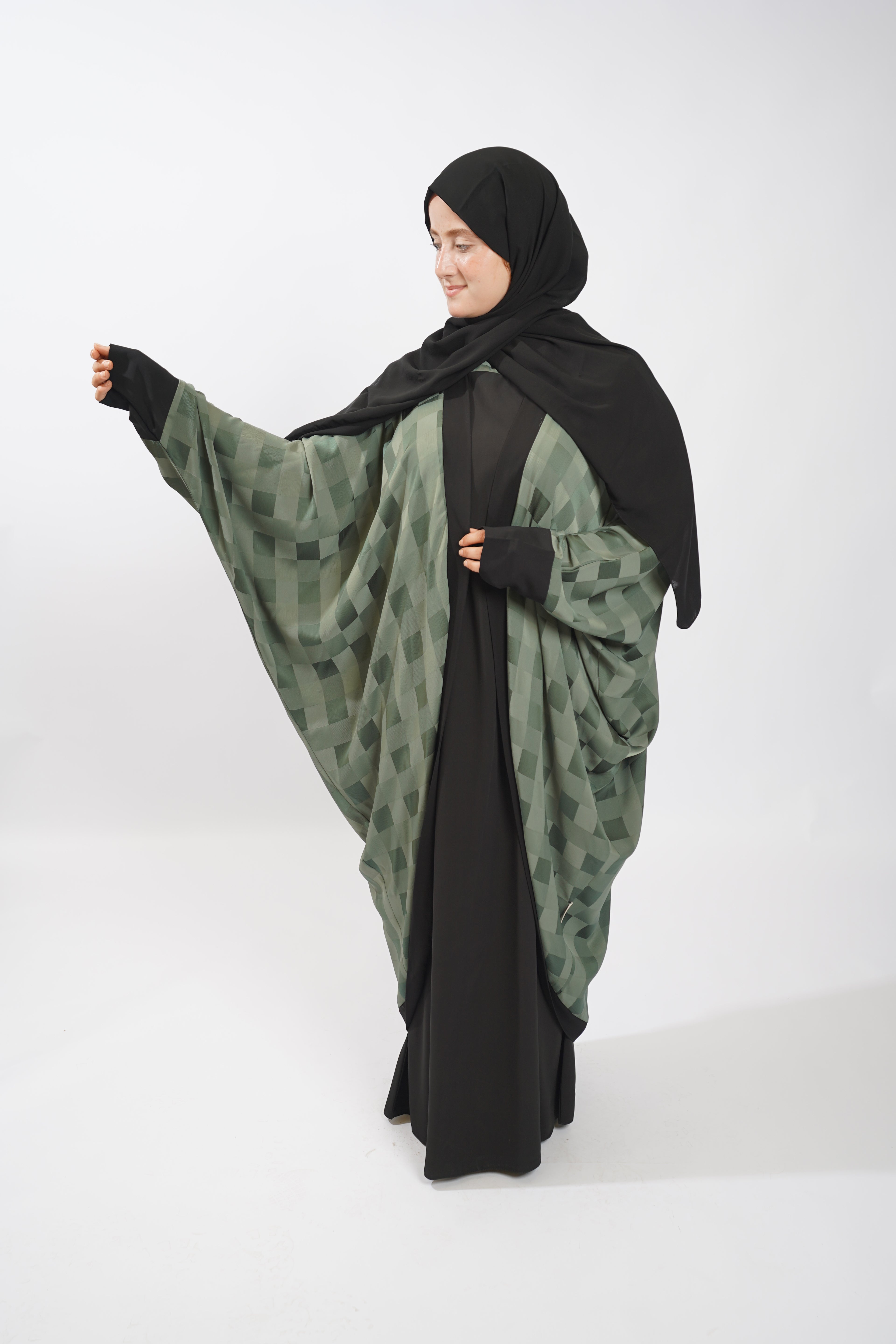 Taliya Abaya