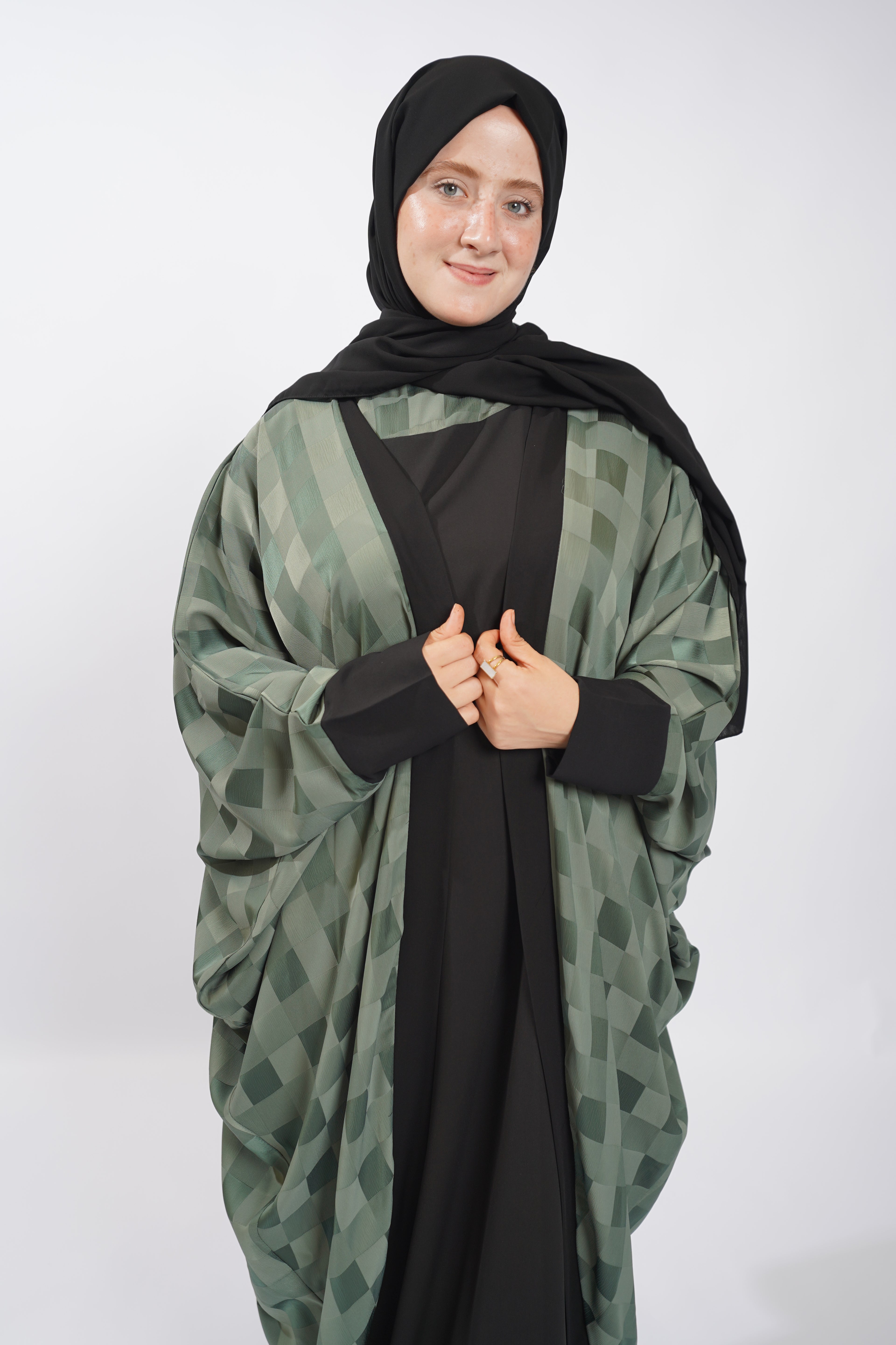 Taliya Abaya